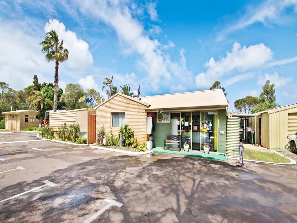Acclaim Pine Grove Holiday Park Esperance Buitenkant foto