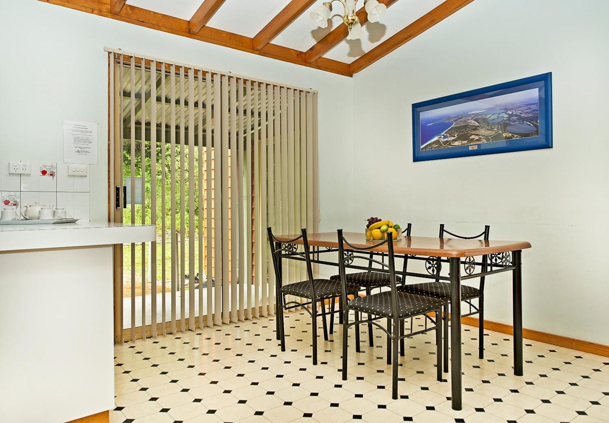 Acclaim Pine Grove Holiday Park Esperance Buitenkant foto