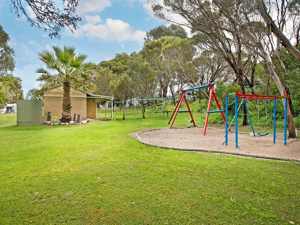 Acclaim Pine Grove Holiday Park Esperance Buitenkant foto