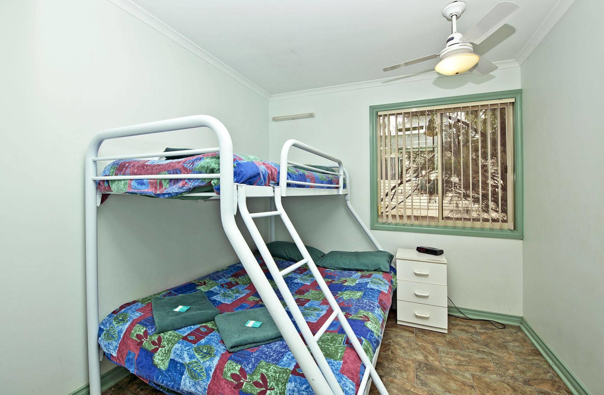 Acclaim Pine Grove Holiday Park Esperance Buitenkant foto