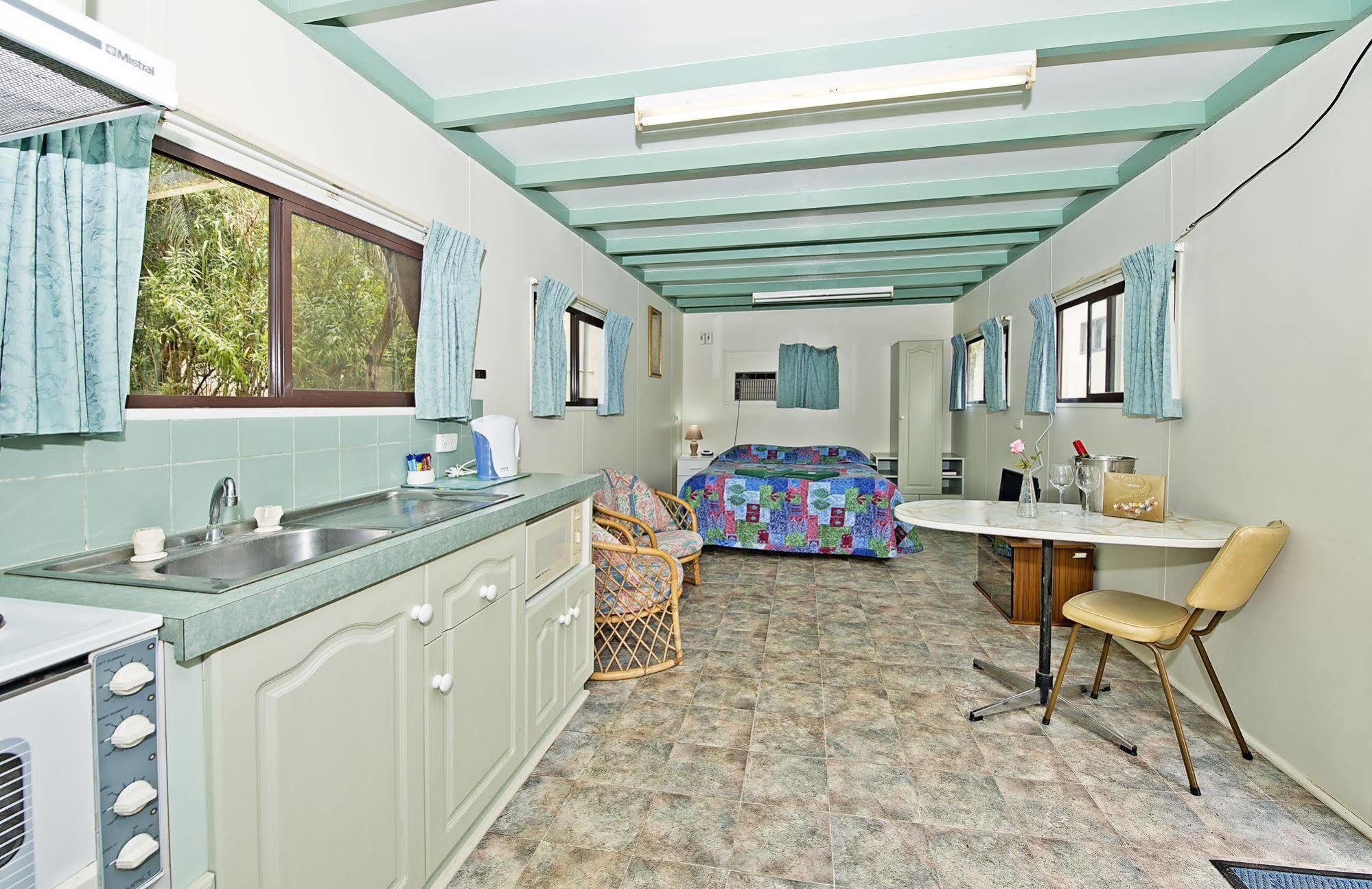 Acclaim Pine Grove Holiday Park Esperance Buitenkant foto
